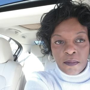 Meet your Posher, Sharyn